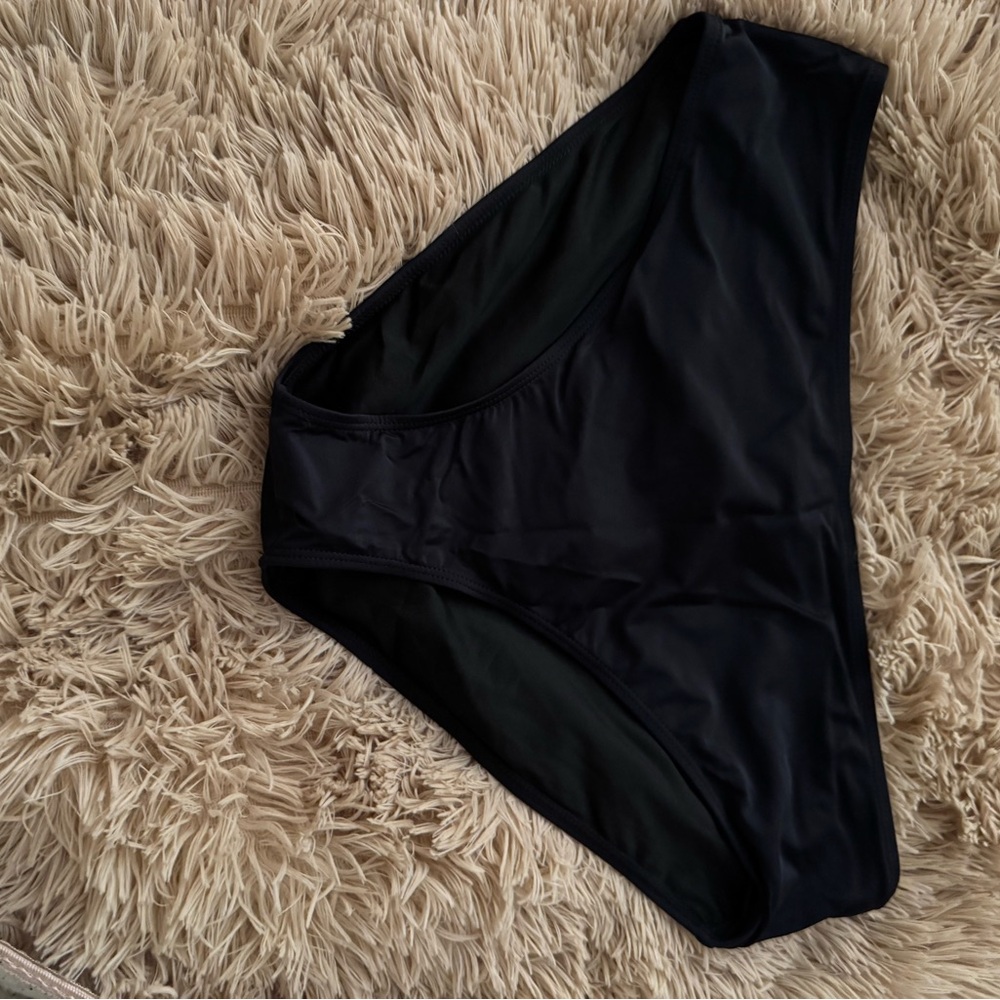 Elegant Black Women's Bikini Bottom & top